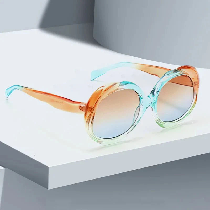 Retro Oval Photochromic UV Protection Sunglasses