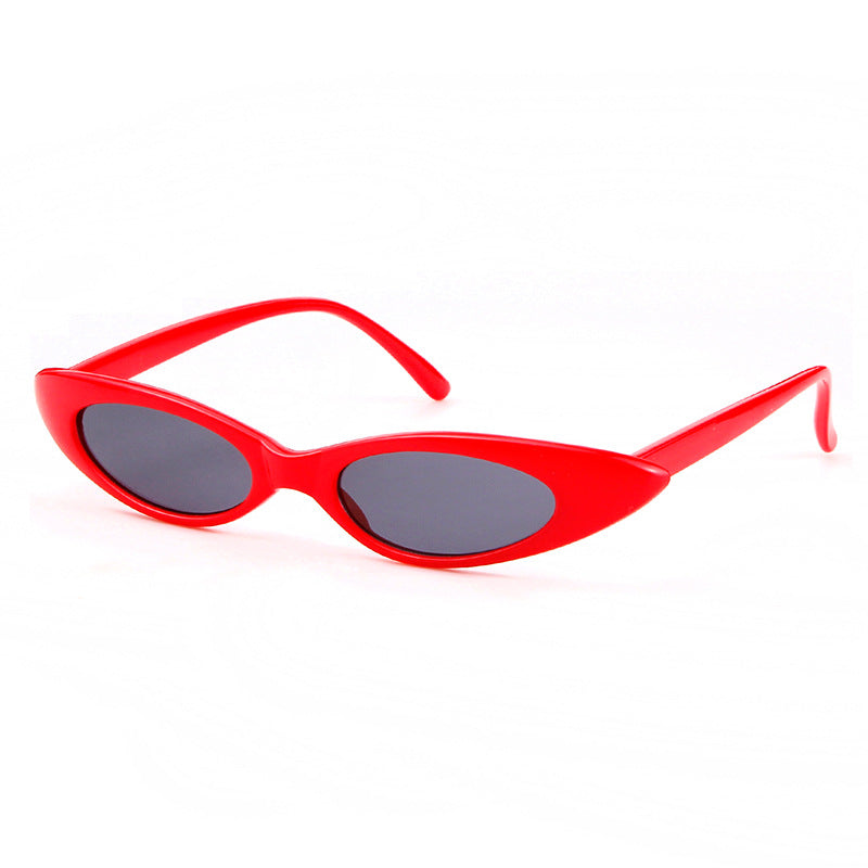 Narrow Pointy Cat Eye Sunglasses – Vintage Retro Women's Oval Frame