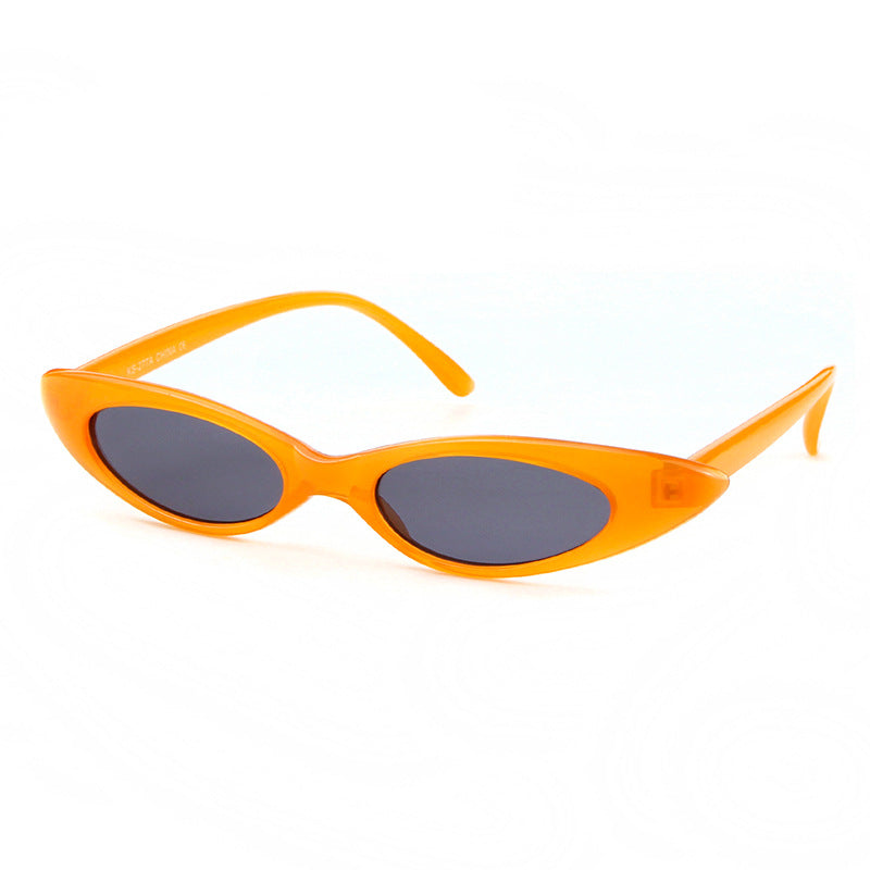 Narrow Pointy Cat Eye Sunglasses – Vintage Retro Women's Oval Frame