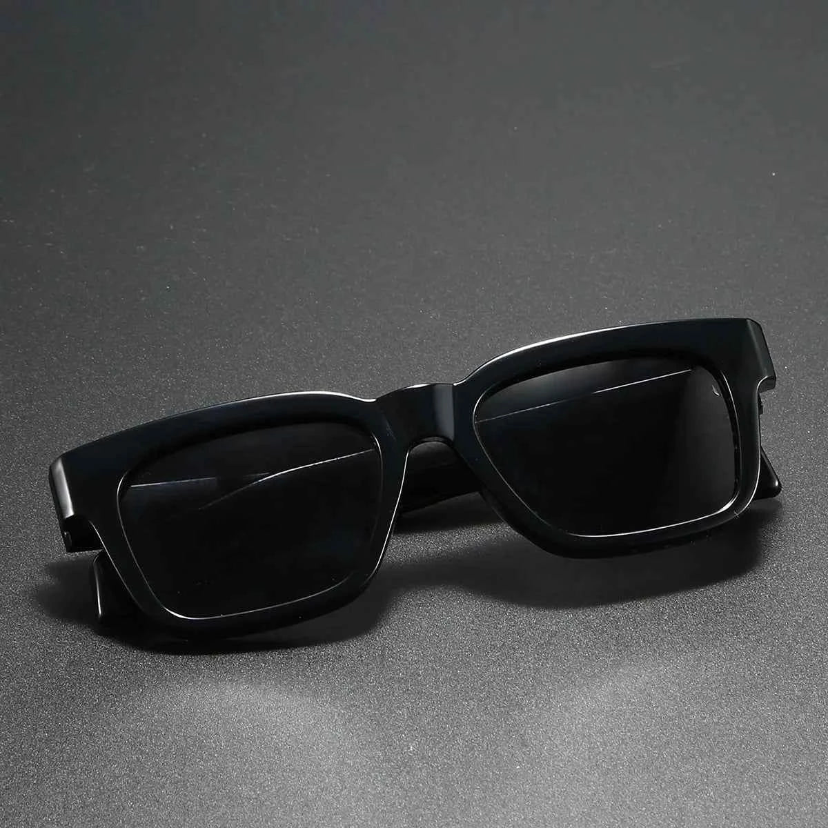 Thick Frame Square Polarized Sunglasses – Retro Unisex